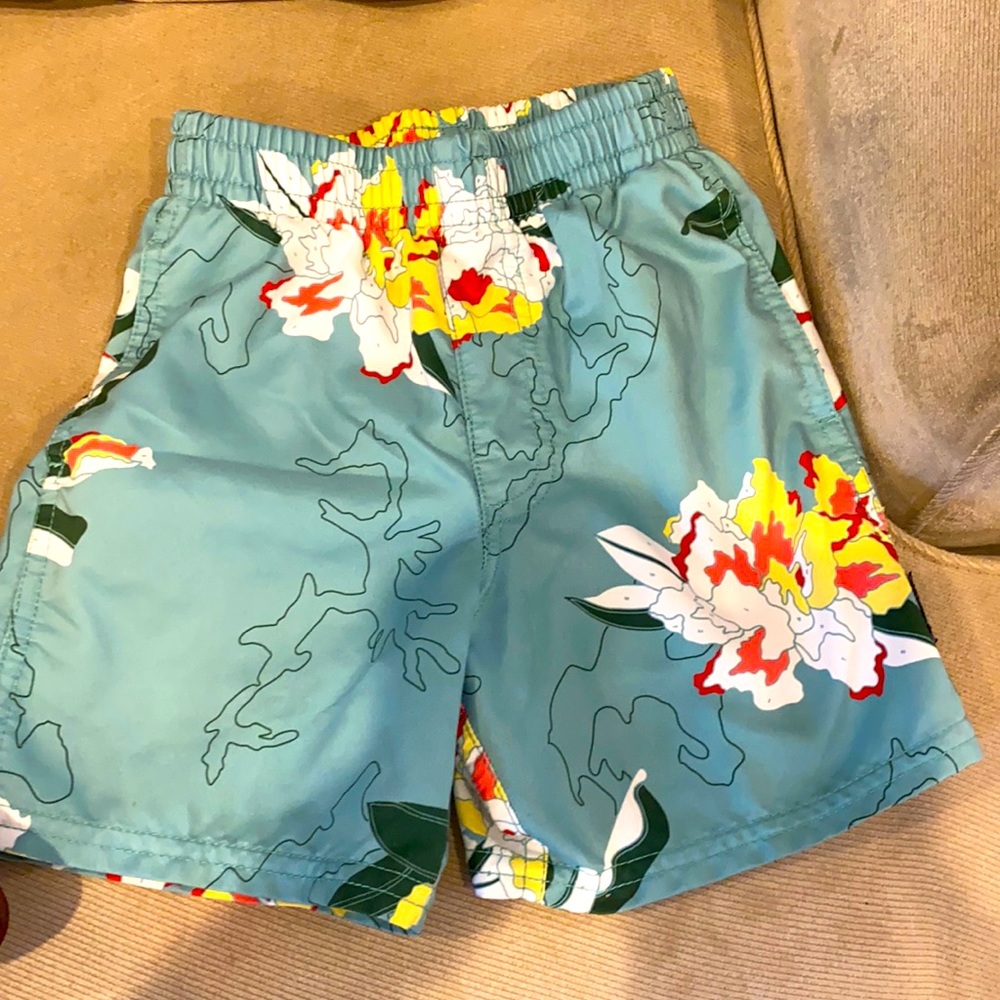 Vans boys 5T board shorts